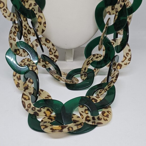 Sassy Jones Lucite Statement Necklace Chunky Leopard Green SJ Large Chain Link - Picture 3 of 10